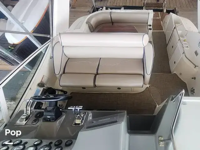 Cruisers Yachts 320