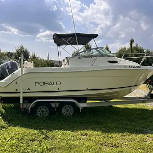 2006 Robalo 22