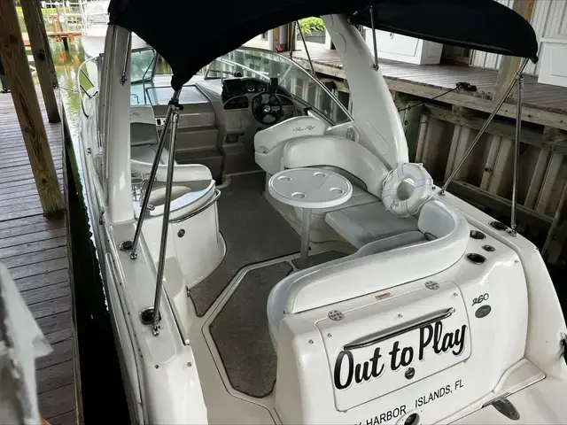 Sea Ray 28