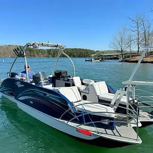 2019 Caravelle Razor 238PF