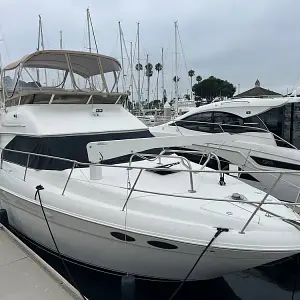 1999 Sea Ray 370 Aft Cabin