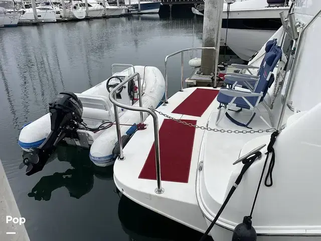 Sea Ray 370 Aft Cabin