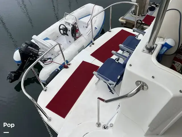 Sea Ray 370 Aft Cabin