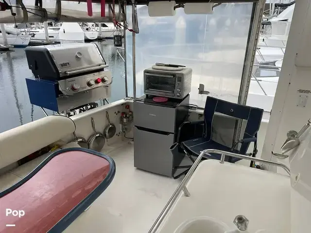 Sea Ray 370 Aft Cabin