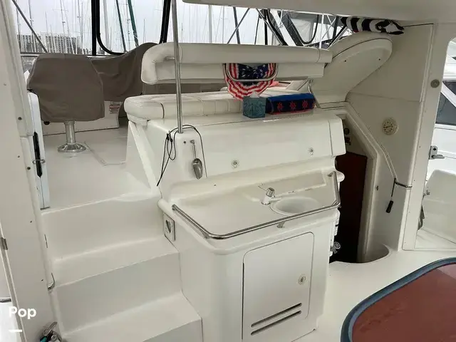 Sea Ray 370 Aft Cabin