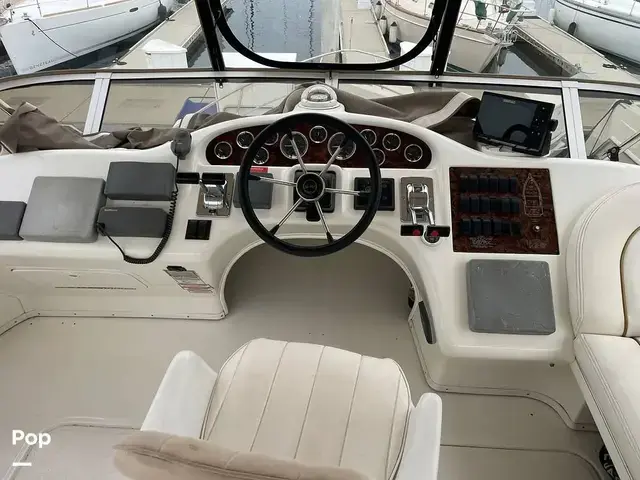 Sea Ray 370 Aft Cabin