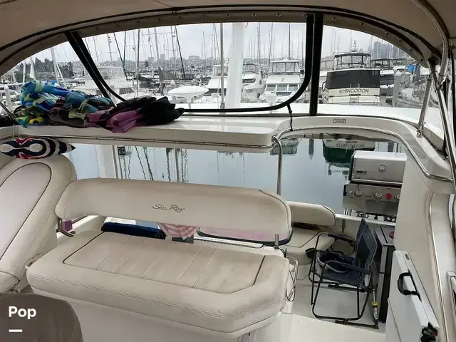 Sea Ray 370 Aft Cabin