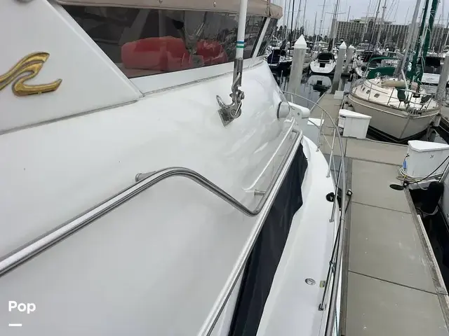 Sea Ray 370 Aft Cabin