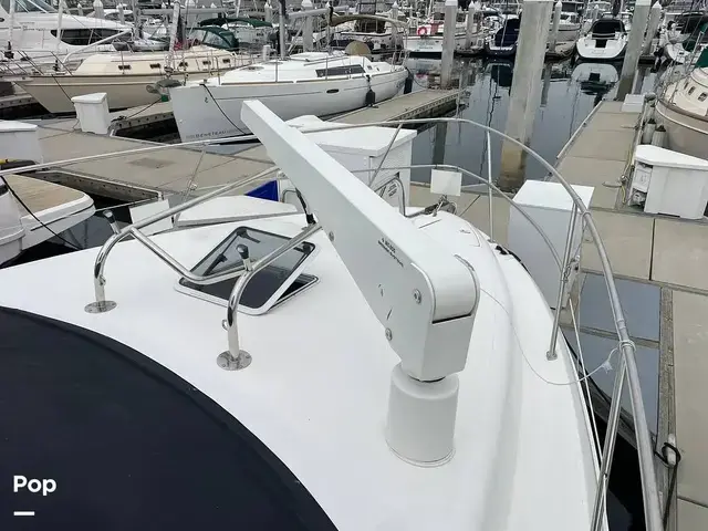 Sea Ray 370 Aft Cabin