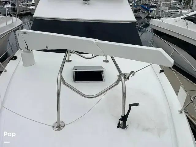 Sea Ray 370 Aft Cabin