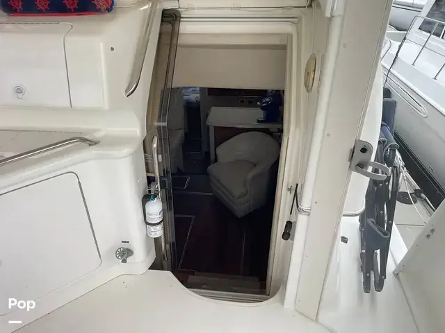 Sea Ray 370 Aft Cabin