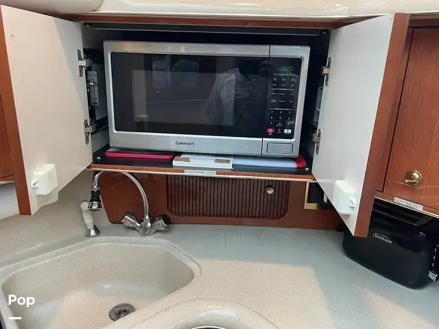 Sea Ray 370 Aft Cabin