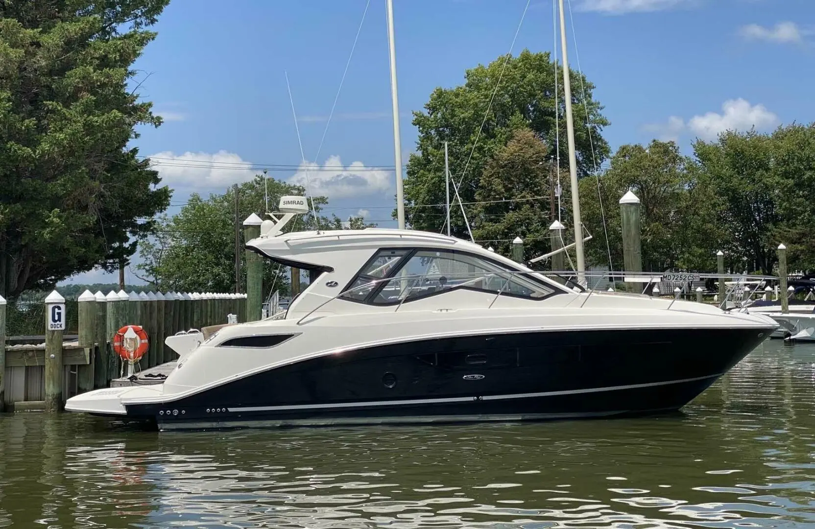 2018 Sea Ray sundancer 350 coupe