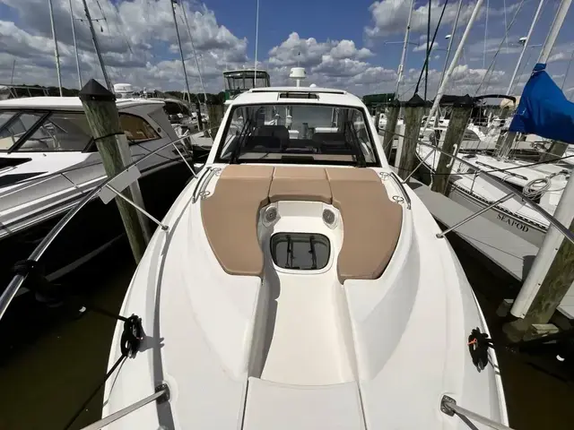 Sea Ray Sundancer 350 Coupe