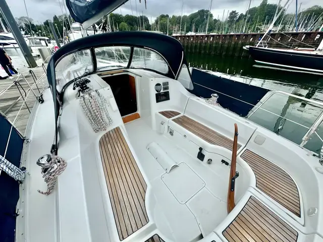 Beneteau Oceanis Clipper 323