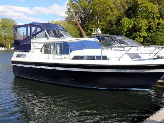 Broom Boats 35 European