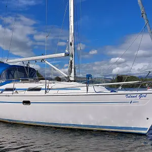 2000 Bavaria Cruiser 37