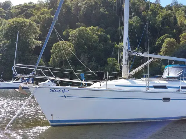 Bavaria Cruiser 37