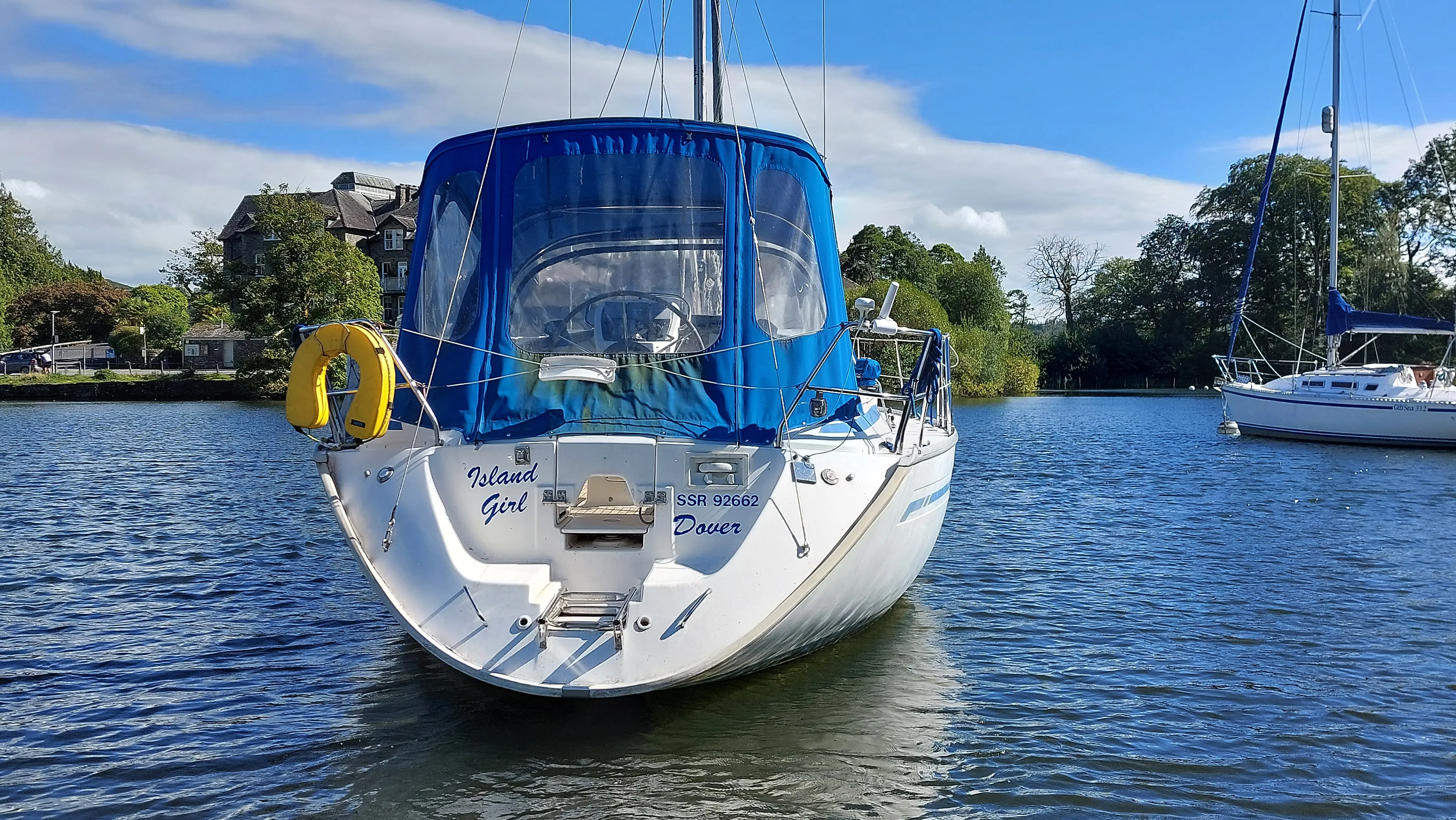 2000 Bavaria 37 cruiser