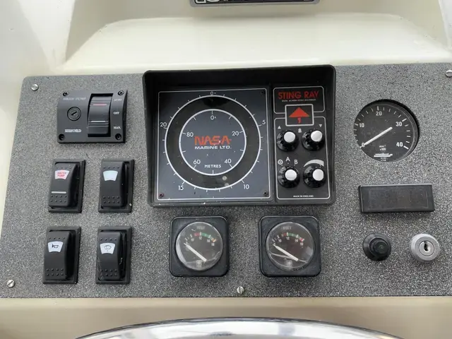 Sheerline 950 Centre Cockpit