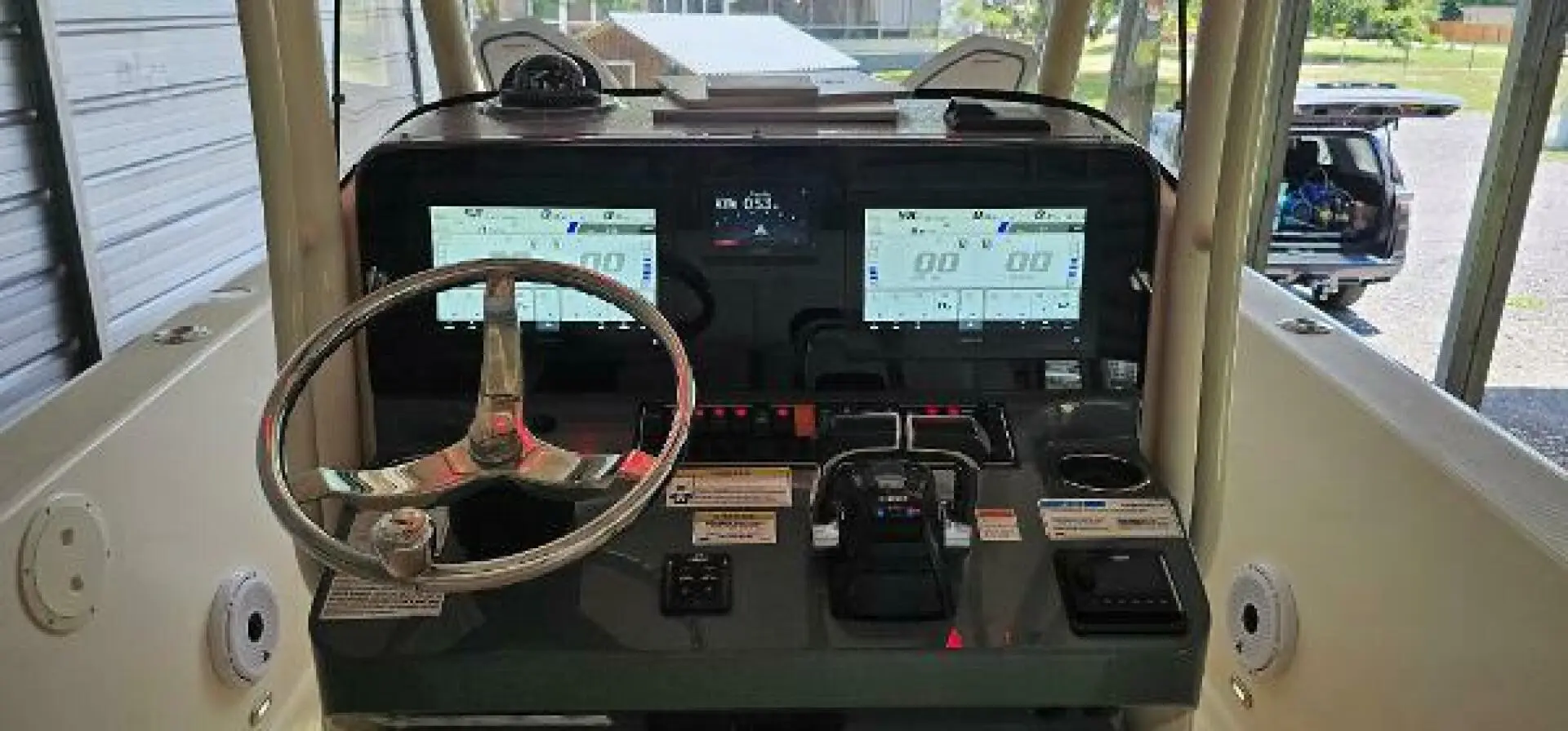 2014 Pursuit 260 center console