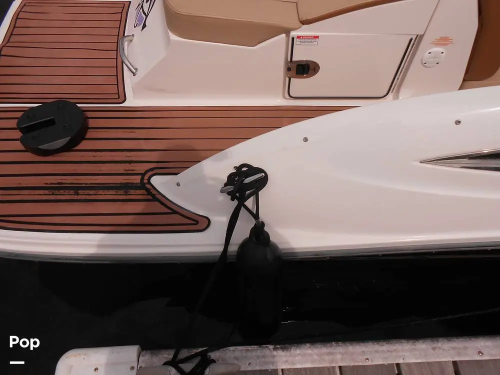 2014 Sea Ray 230 slx