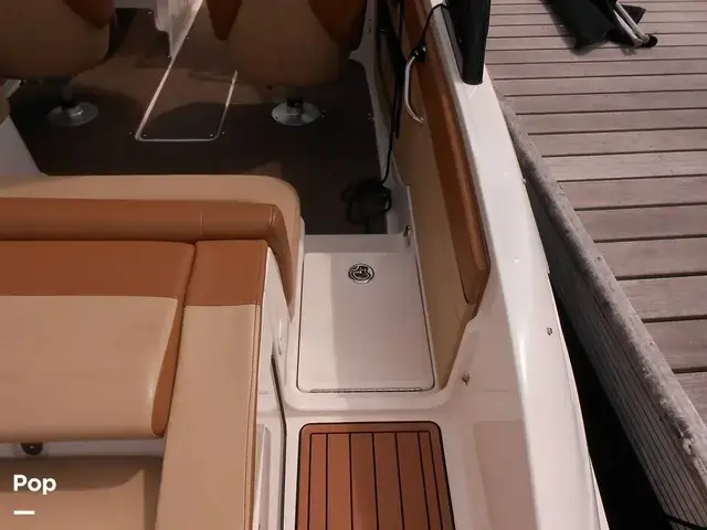 Sea Ray 230 Slx