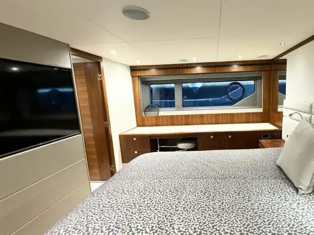 Sunseeker Manhattan 66