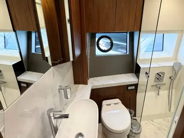 Sunseeker Manhattan 66