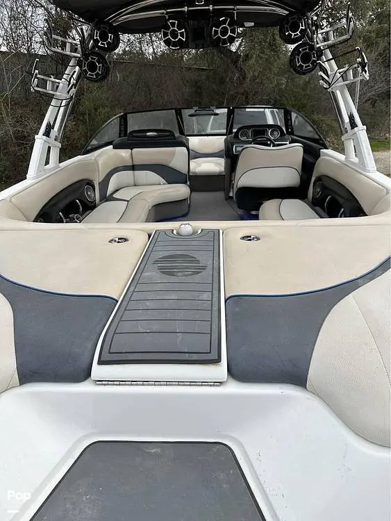 2012 Malibu wakesetter 23 lsv