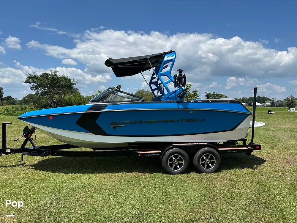 2020 Nautique g21