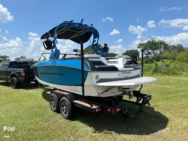 Nautique Boats G21