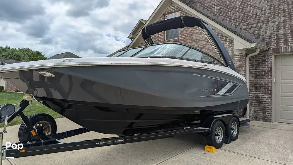 2020 Regal fasdeck 22