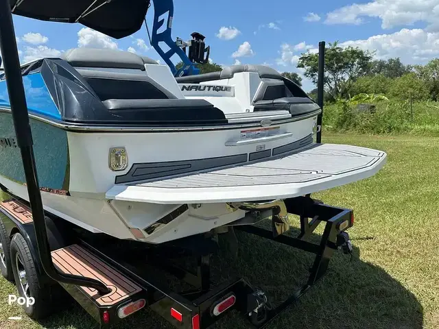 Nautique Boats G21