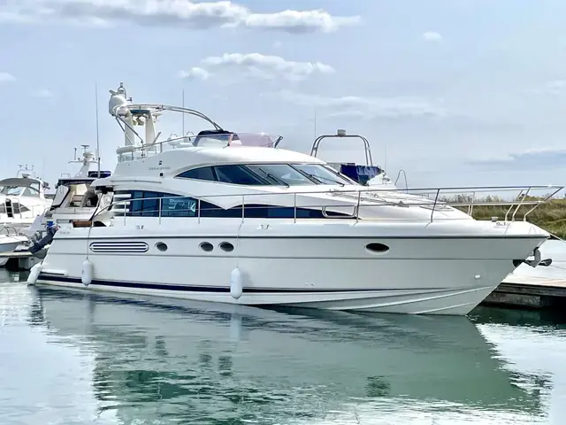 Fairline Squadron 52