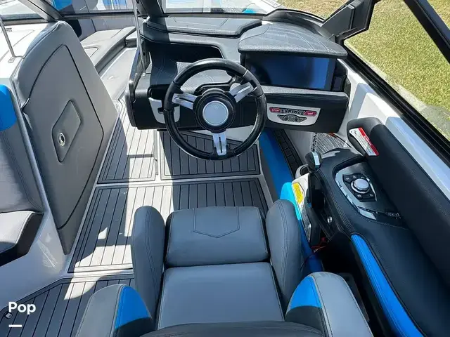 Nautique Boats G21