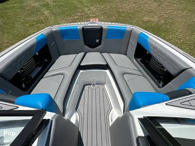 Nautique Boats G21