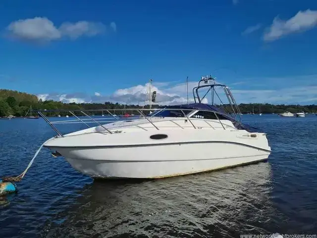 Sealine S23 Sports Cruiser