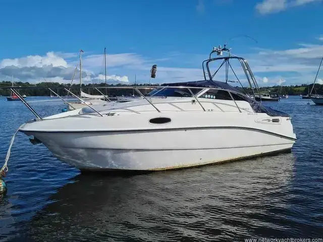 Sealine S23 Sports Cruiser