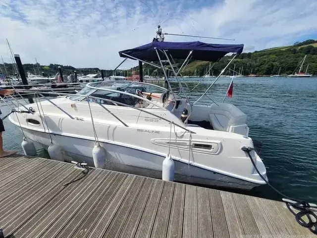 Sealine S23 Sports Cruiser