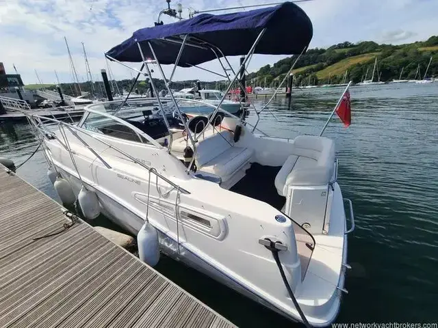 Sealine S23 Sports Cruiser