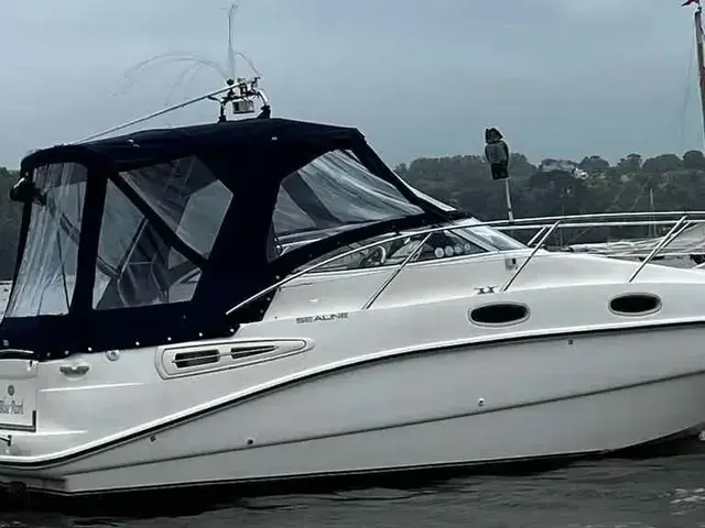 Sealine S23 Sports Cruiser