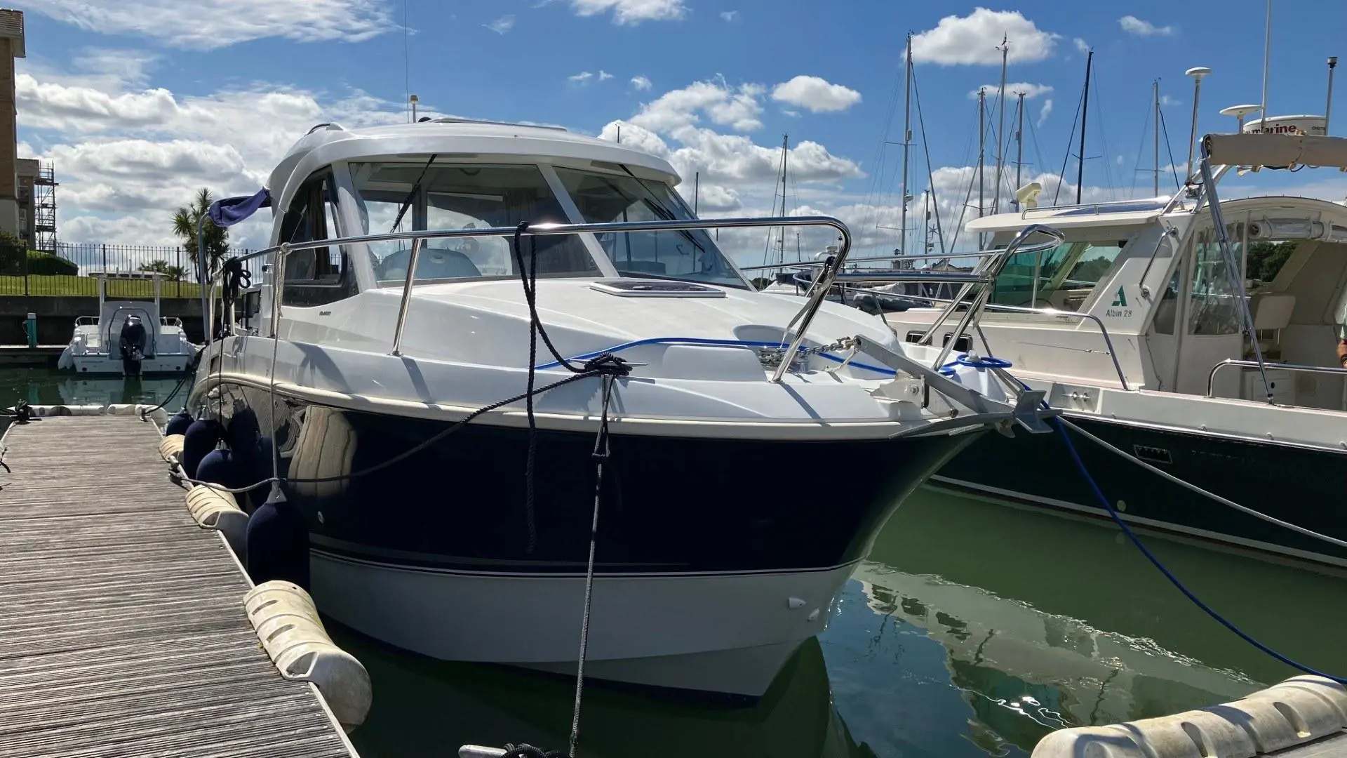 2011 Beneteau antares 8