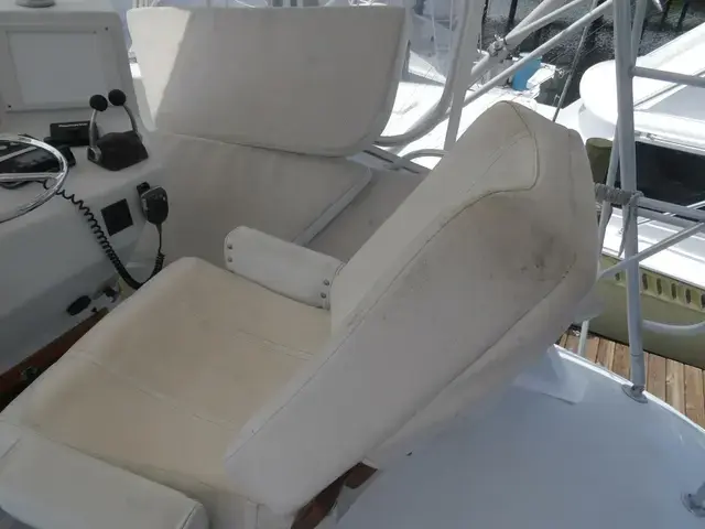 Hatteras Convertible