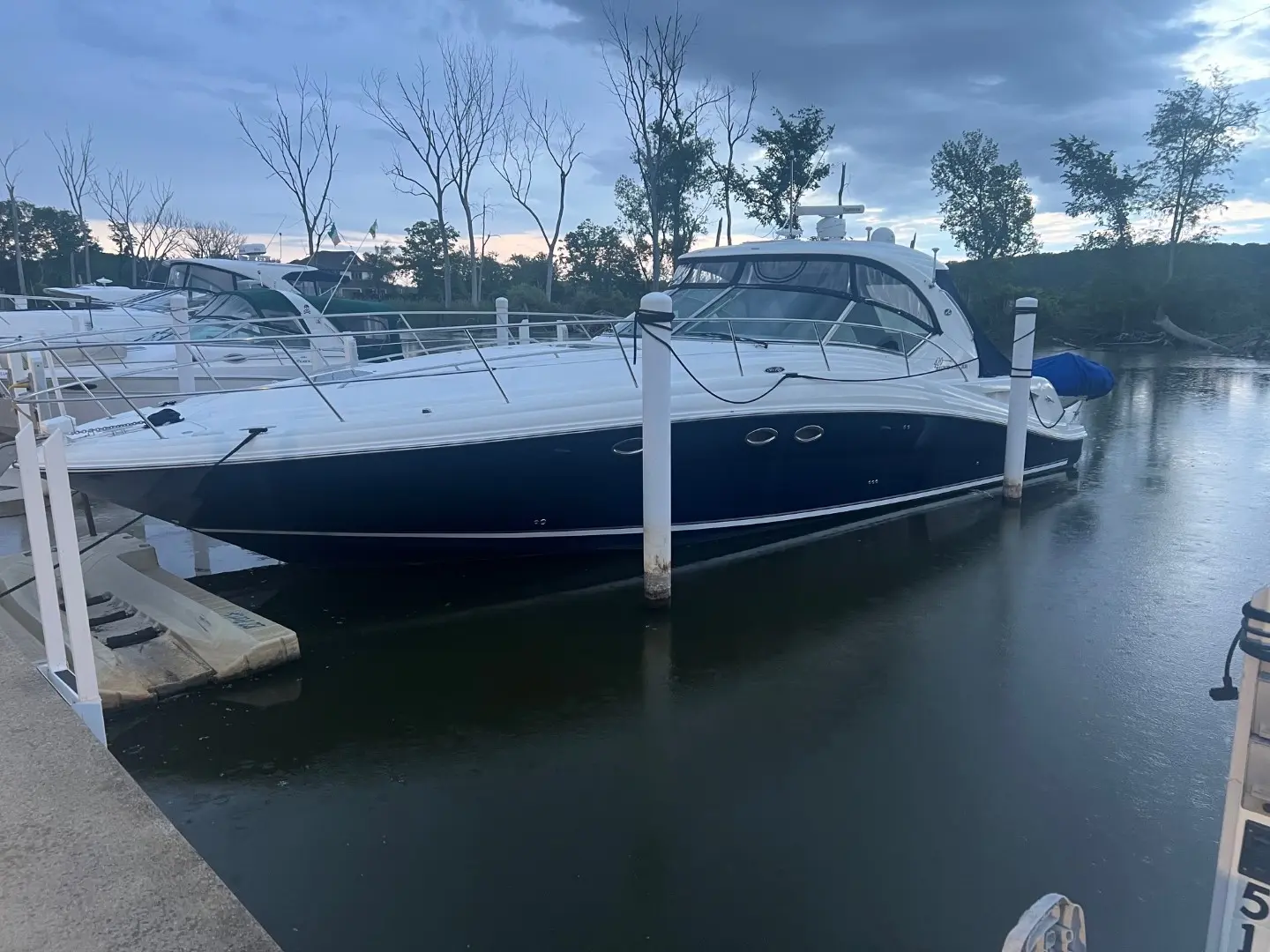 2004 Sea Ray sundancer 420