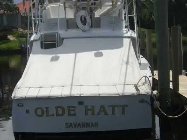 Hatteras Convertible