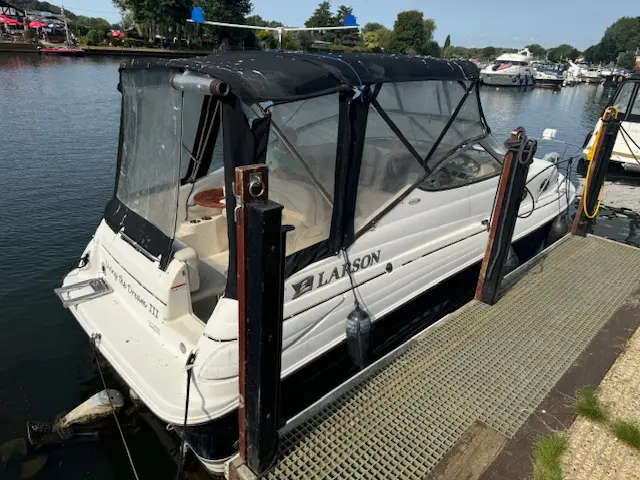 2006 Larson 240 cabrio