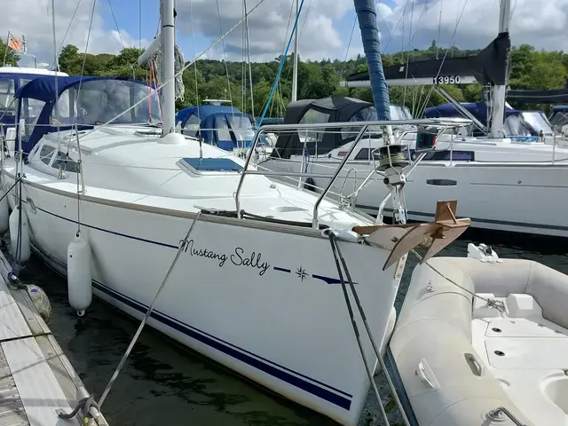 Jeanneau Sun Odyssey 35 Lift Keel