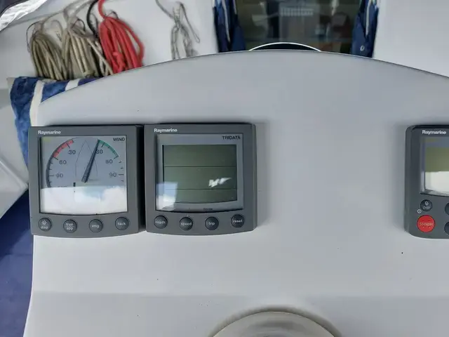 Jeanneau Sun Odyssey 35 Lift Keel