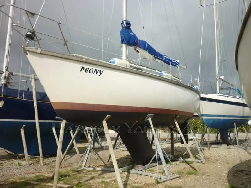 1980 Dufour 29